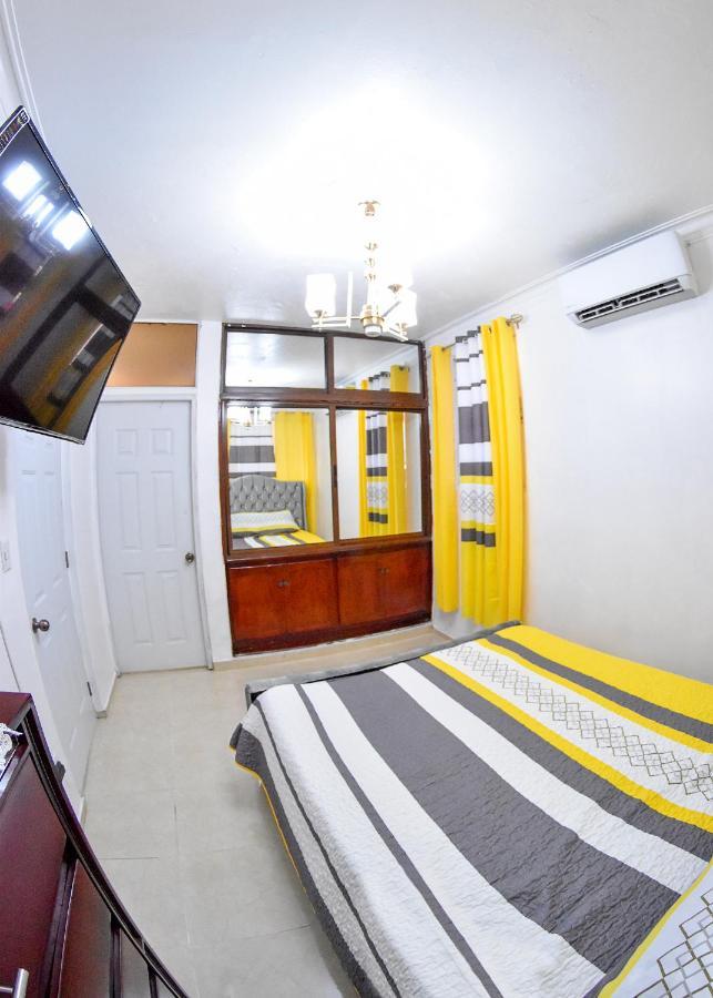 Apartamento En La Carreras Proximo Al Monumento Santiago De Los Caballeros Exterior photo