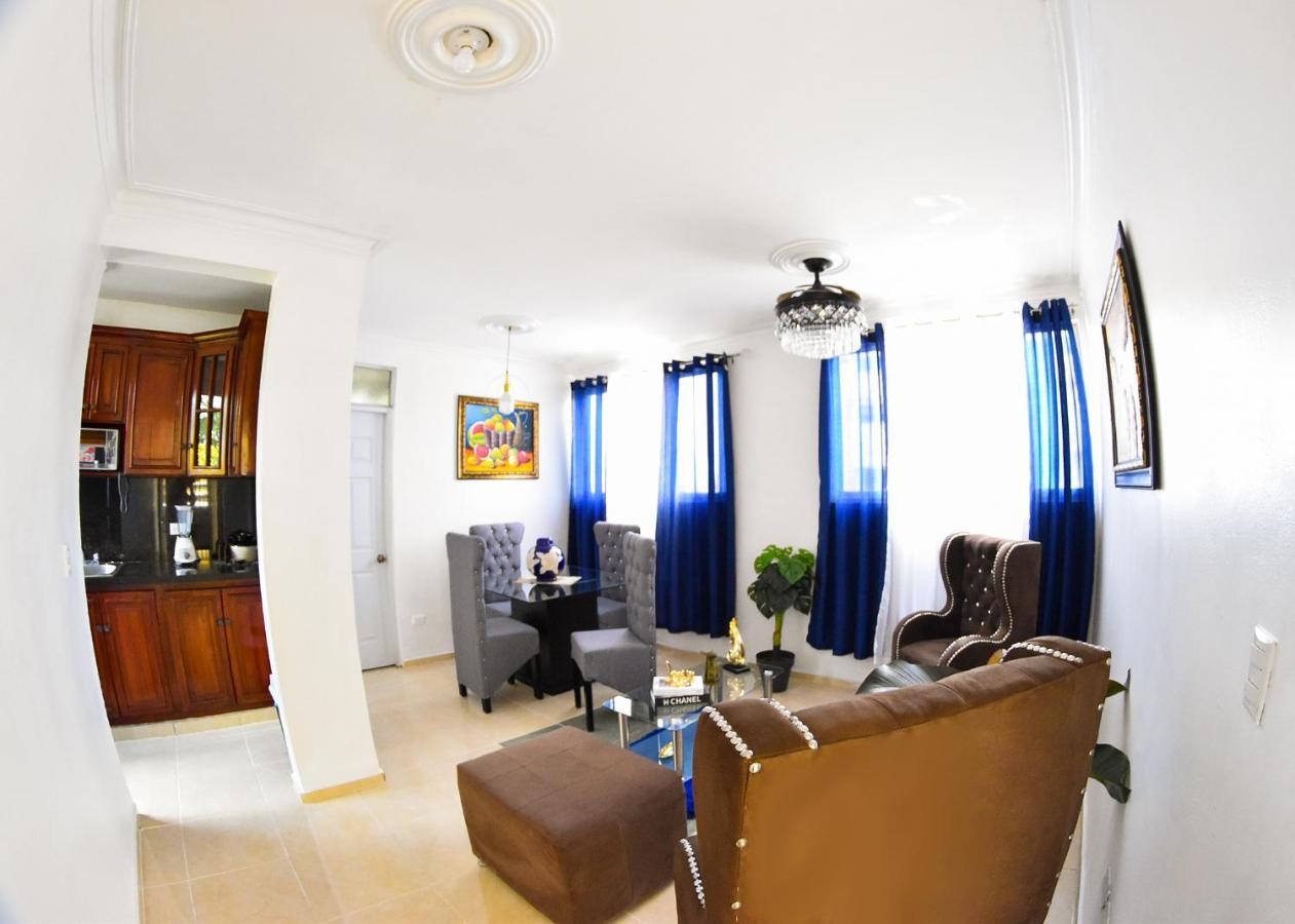 Apartamento En La Carreras Proximo Al Monumento Santiago De Los Caballeros Exterior photo